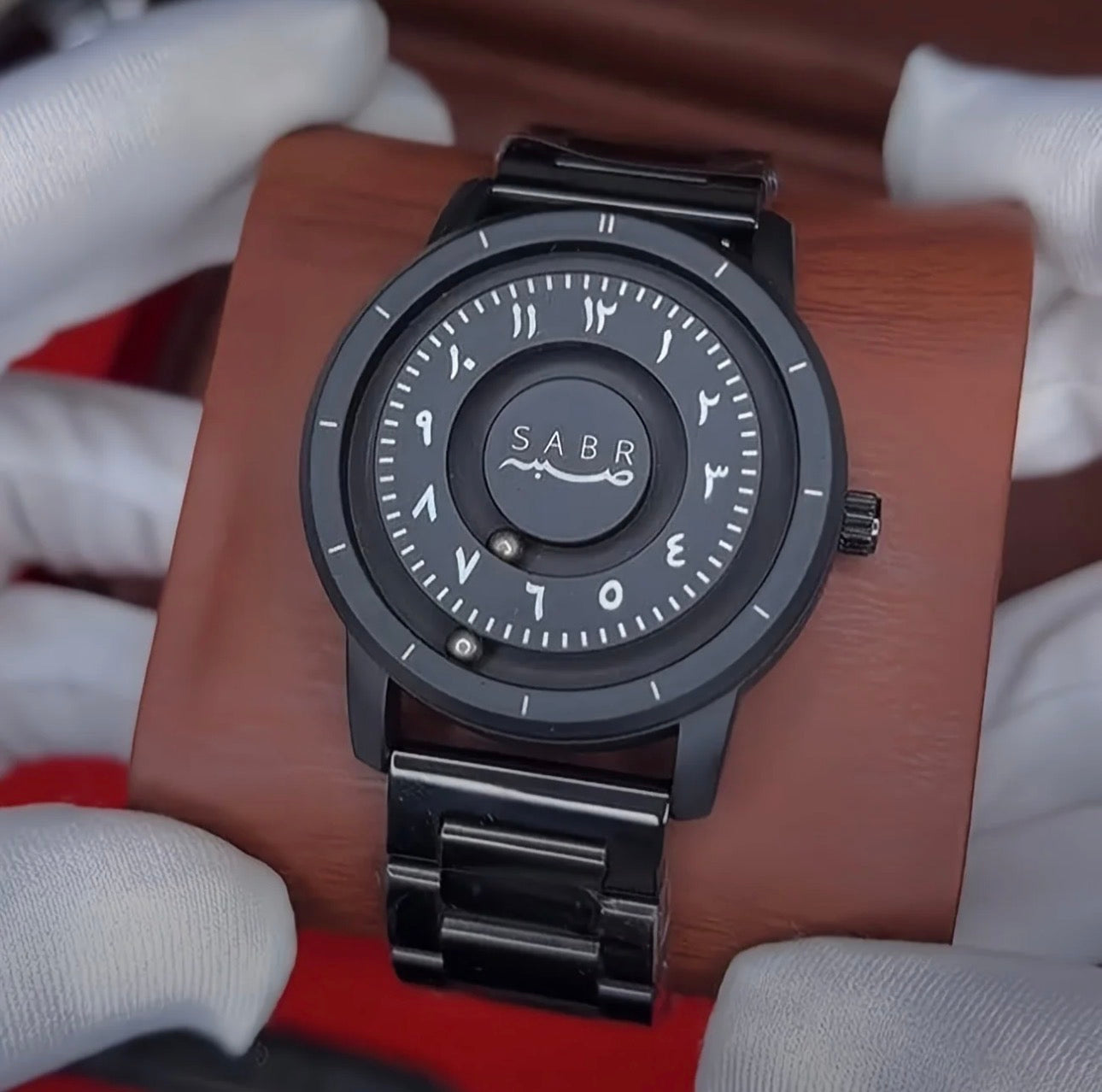 SABR Magnetic Arabic Numeral Luxury Watch